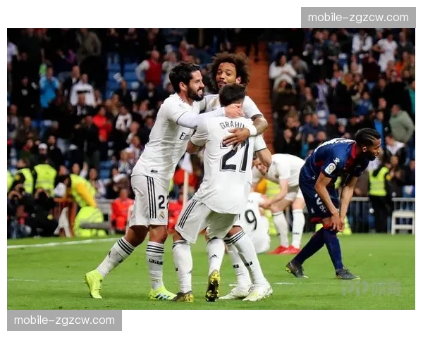 塞维利亚防守端人员不整 夸西卡莫纳解禁复出利好